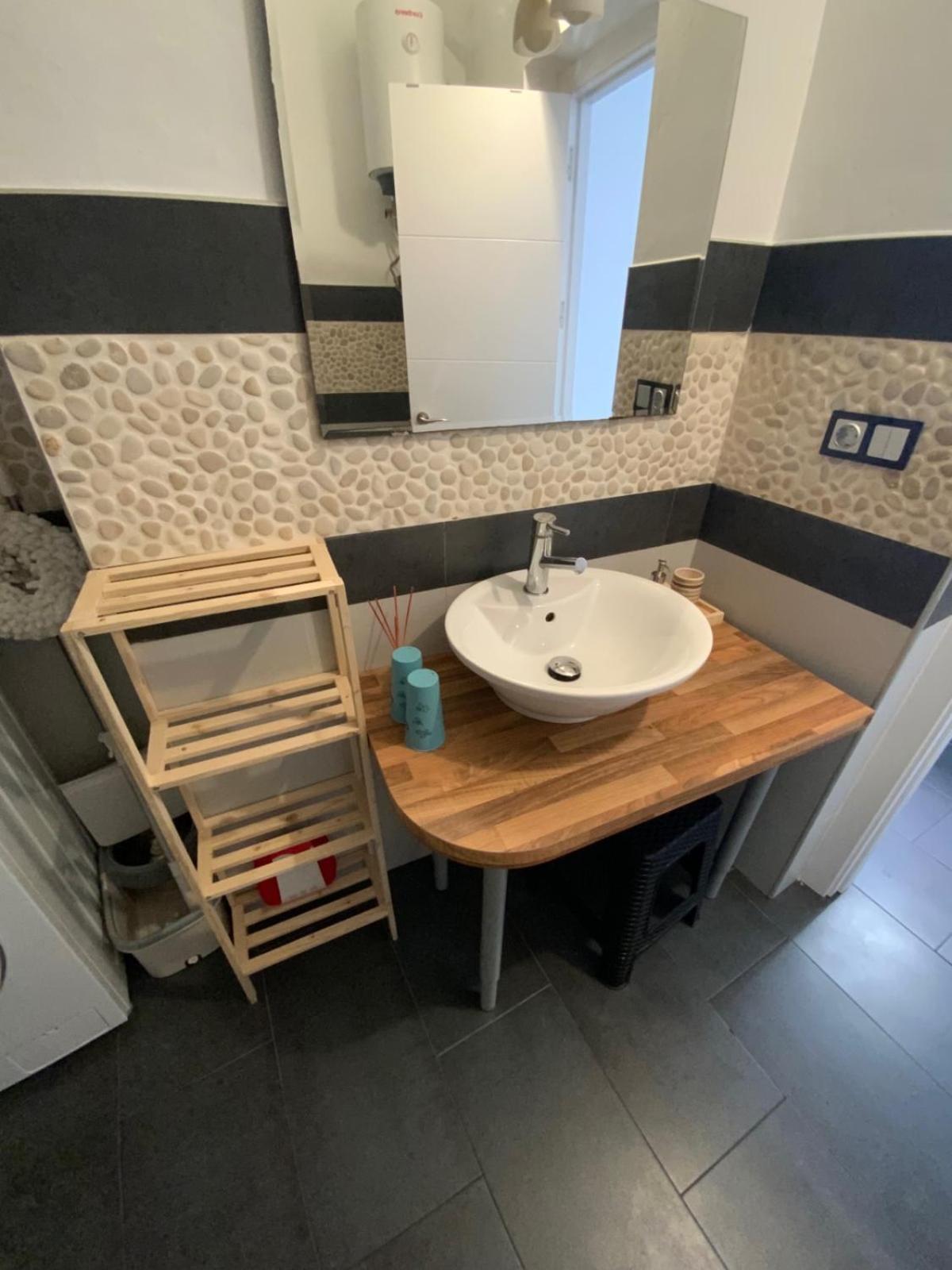 ᛕꮧℤεℝεs Apartament Caces Eksteriør billede